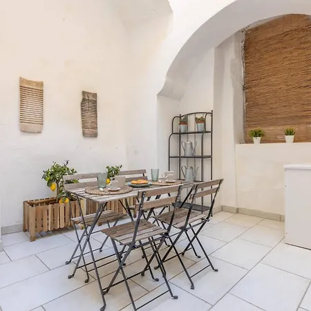 Corte Tiso Lecce