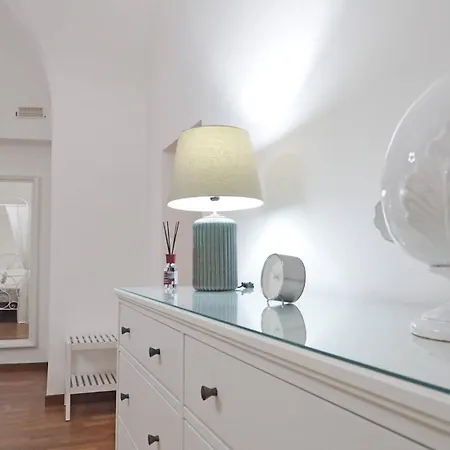 Corte Tiso ليتشي